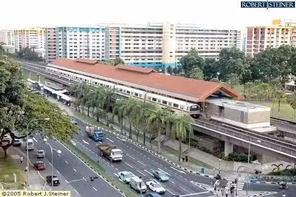 义顺大牌218靠近义顺地铁站招女搭房 (屋主最多等1周入住时间)一年合约 能报地址 能煮 有空调 ???