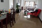 湖畔地铁站大牌351，招普通房1人/$700，拎包入住，水电网全包