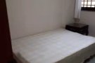 近港湾地铁站有房出租。 700 原房东。 人少干净   包水电网