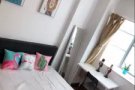 5分钟到NOVENA地铁，公寓普通房出租即可入住97210867