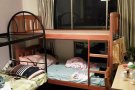 近卡迪地铁站公寓女床位