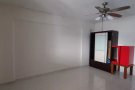 Jalan Bahagia, off Balestier (Master Rm)