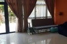 中部交通超方便无隔间2分钟到花拉公园地铁超大主人房2面大飘窗带浴缸 带超大阳台