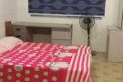 麦百申。𡿨排屋＞。 出租，单间，夫妻房