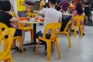 地铁旁，咖啡店 出租，整个咖啡店 8个摊位出租 $55,000 咖啡店出让