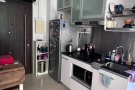 公寓普通房，有独卫，无屋主，整套只住两人