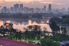 湖畔地铁站对面普通房出租