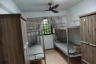 随时入住，大普通房2人住找一女搭房，宽敞整洁，可报本屋地址