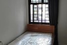 兀兰南Woodlands South MRT地铁站旁大牌587 房间出租，全新的床和衣柜