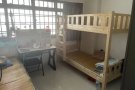 海军部大牌738有一个床位出租 , 找一个男性搭房 (上铺) .  一间3个人，目前2个人 包水电，空调. 可以报地址,
