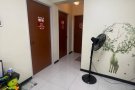 三人间男搭房$400