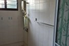 三巴旺大牌313 普通房 冷气 2女生 $1000 免付中介费  86507689
