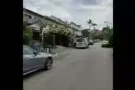 近大成地铁站有一房间(私人排屋)院内可停车,召男搭房,要求是马来西亚人