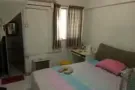 金文泰地铁站下面，大牌442