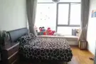 宏茂桥精致宽敞无敌飘窗景观condo主人房 