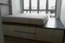 淡滨尼50邮区靠近淡滨尼东地铁站。