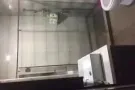 无中介。家里干净舒适,屋主情切随和。设备齐全。2搭房、包水电，也欢迎马来西亚朋友