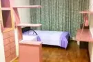 近博伟国际学校1分钟处，近高文（Kovan）地铁站3分分l钟处，洋房现在有普通房