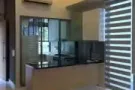 波东巴西地铁站旁豪华别墅公寓普通间优惠出租，直达多美歌 bugis 乌节路