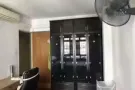 先驱地铁站，走路3分钟，靠近免费接驳校车去NTU