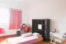巴耶力巴 地铁站对面 大主人房出租 1100