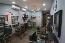 顶出理发店