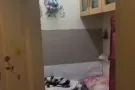 出租位于芽笼40巷，佣人房 独立卫生间 冷气