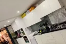 【乌节路 百丽宫五分钟 洋房顶层 招租】