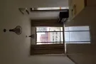 靠近海滩，商场!