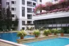近paya lebar mrt 公寓有房出租 水电网全包 欢迎情侣 单身人士 