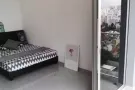 花拉公园豪华公寓，可住两人普通房，包水电网带泳池健身房