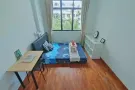 兀里和波动巴西地铁站之间，房间大，光照好，带泳池健身房，有客厅厨房
