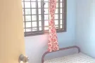 小房间出租，靠近大巴窑和布莱德地铁站