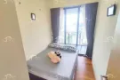马里士他高级公寓 带泳池健身房 中山公园附近 可住两人 环境一流 开放式厨房