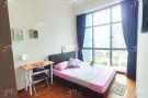花拉公园 中高端公寓 专业保洁服务 干净舒适 带落地窗 包水电 无边泳池