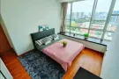波东巴西地铁站附近 大主人房出租 带大飘窗 保洁服务 无中介费 现为空房