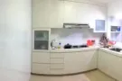 淡宾尼东蓝线地铁站A出口，附近有普通房间出租