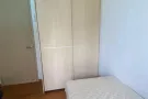 出租蔡厝港MRT附近公寓普通房一间，只限一个女生。