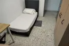 乌节路老式公寓普通房出租随时入住
