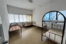 友诺士地铁站，附近有男床位，有女床位。下铺出租，随时入住，可报本屋地址，电话☎91248484。