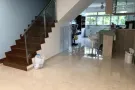 兀兰靠近地铁站有好房出租