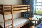 近卡迪地铁站公寓冷气普通房男搭房三人间。招男搭房一位
