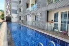 公寓靠近阿裕尼地铁站有女搭房出租。请电：91505796。