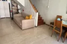 女搭出租