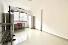 新加坡蔡厝港地铁站附近大普通房出租