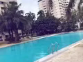 景万岸附近公寓出租主人房普通房，水电网全包，空调不限时。