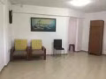 湖畔地铁站附近有普通房出租