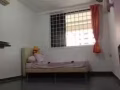 义顺大牌269 3房式单位要卖靠近崇福学校和德㬌中学附近湿巴刹24小时超市咖啡店