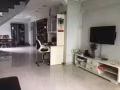 楼中楼单间出租