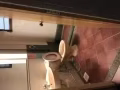 三巴旺有宽敞明亮的大主人房，单间……出租！步行三分钟到地铁站，bus站，有冷气，